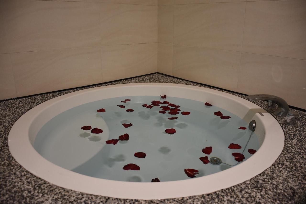 Walker Hotel - Zhengyi 2 Taipei Dış mekan fotoğraf